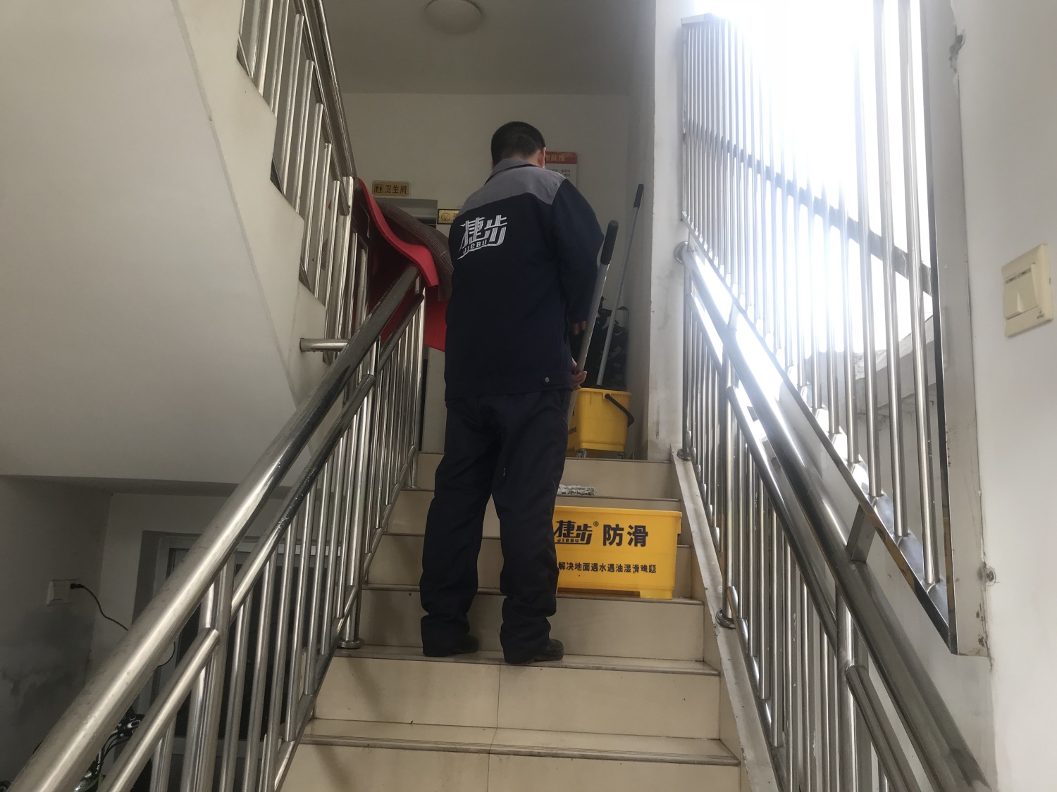 漳州市军队离休退休干部休养所地面防滑处理完工